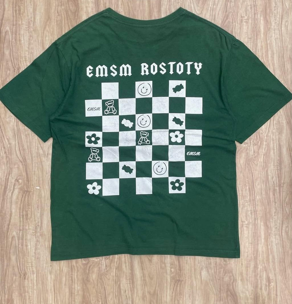 Chess Mastery Graphic T-Shirt – Classic Streetwear